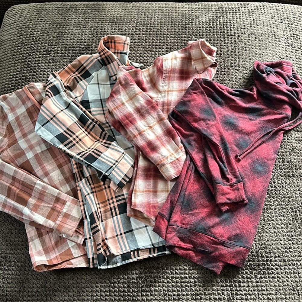 Plaid lovers lot!